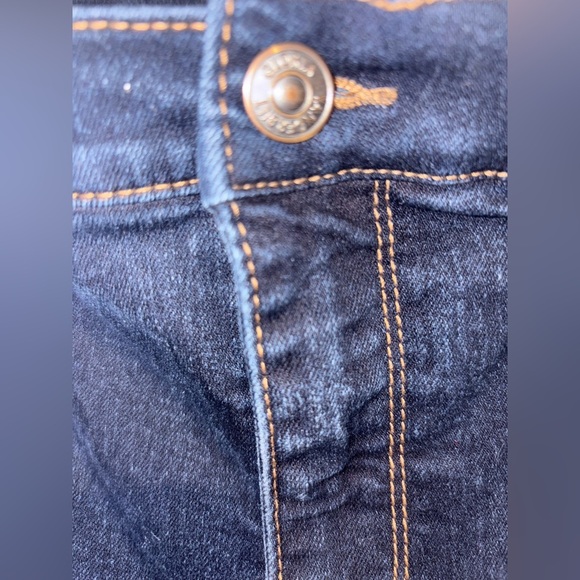 Gloria Vanderbilt - Picture 5 of 10